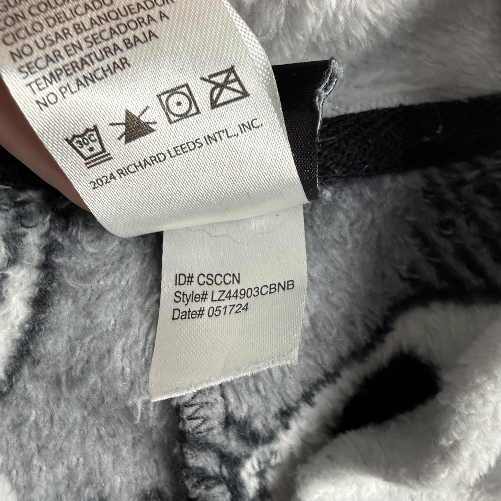 Disney Jack Skellington Nightmare Before Xmas Onepiece Pajamas Juniors XL Fleece - Picture 9 of 9